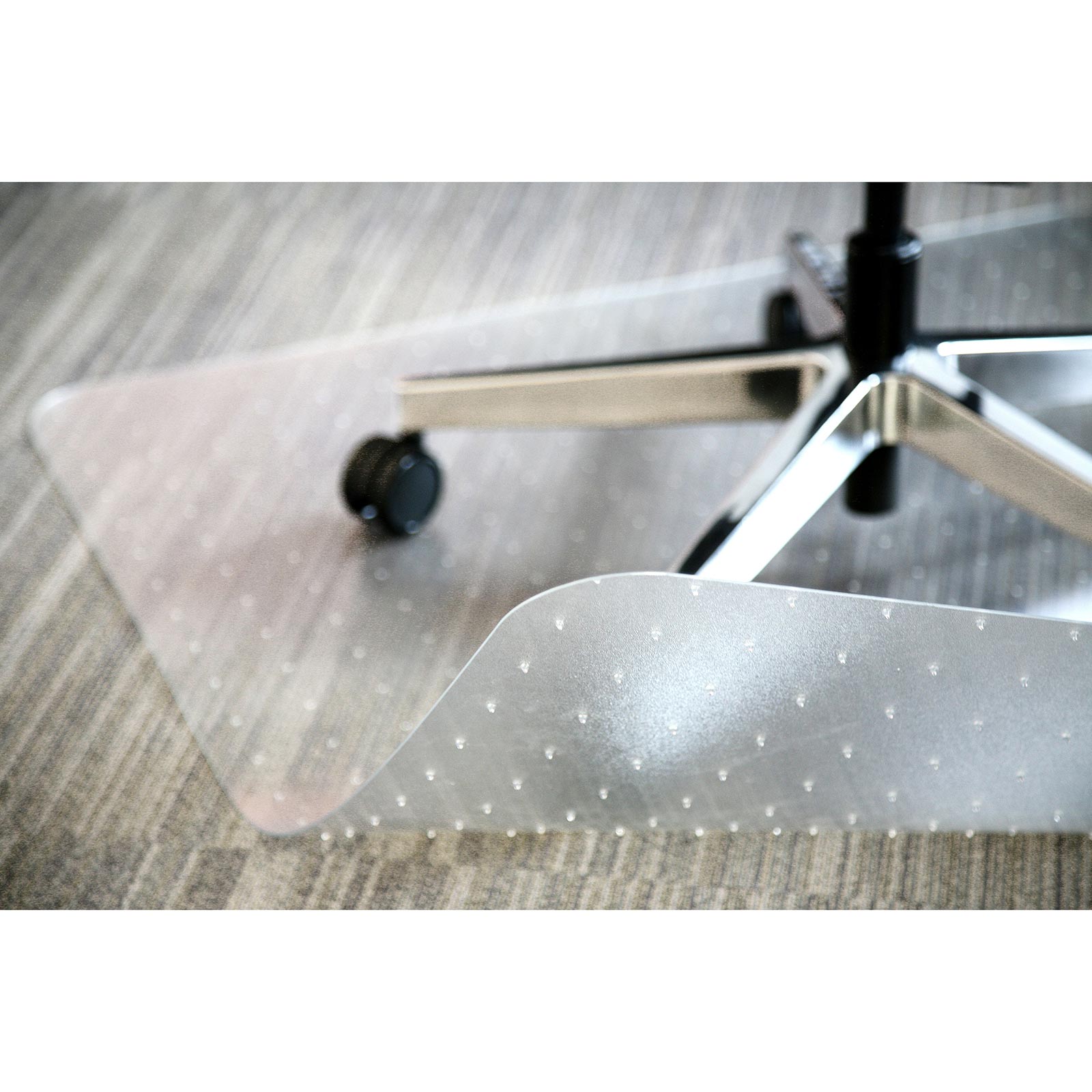 Bodenschutzmatte - transparent - mit Noppen - 90x120 cm