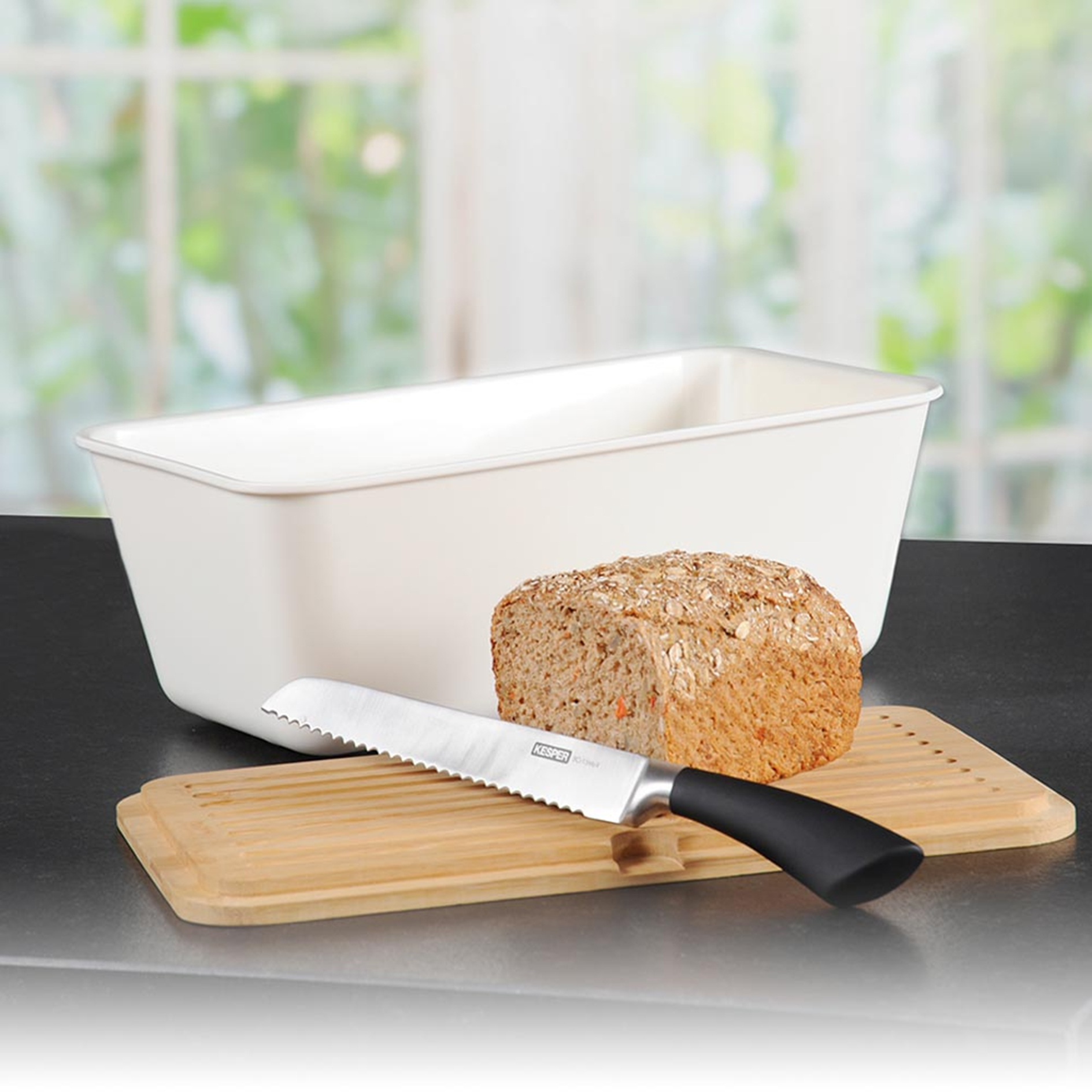 Brotbox - weiß - Bambusdeckel - 34,5x20 cm