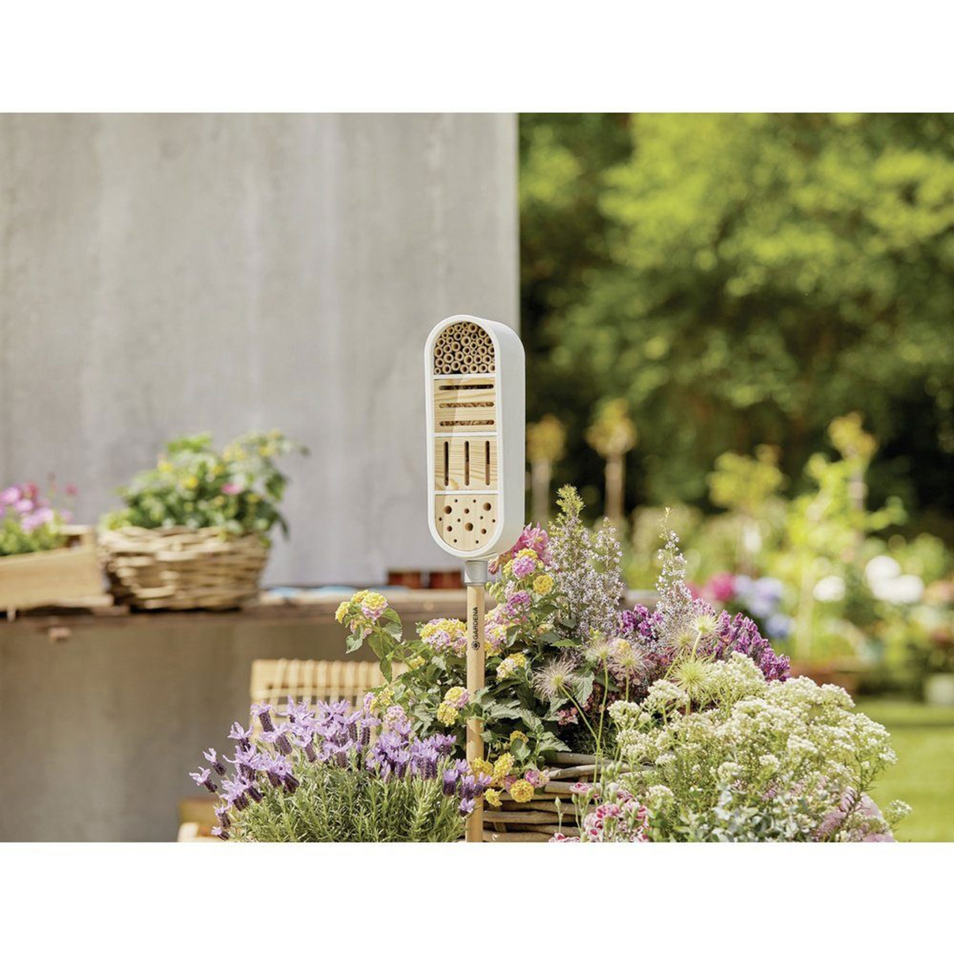 GARDENA ClickUp! Insektenhotel - weiß-holzfarben