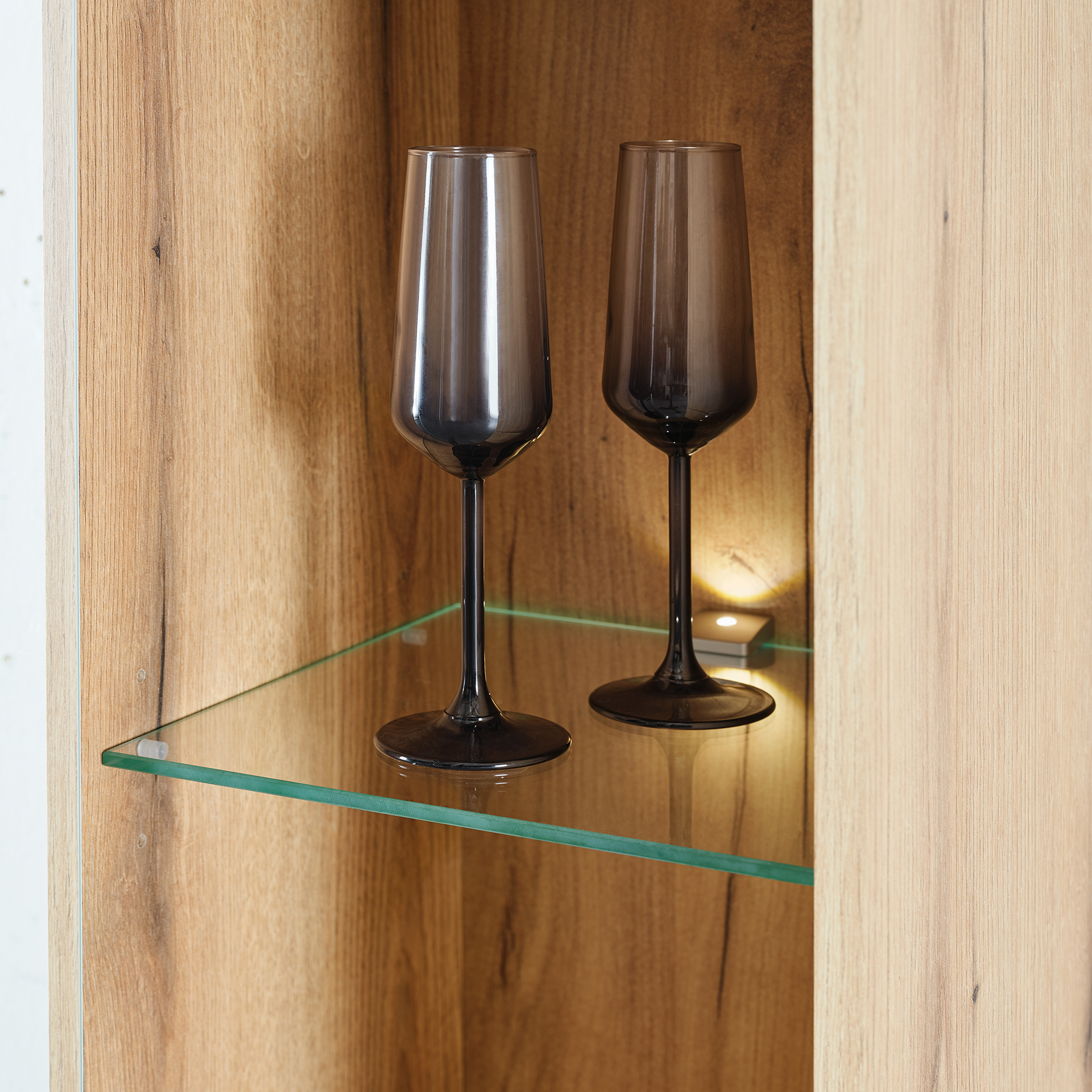 Hängevitrine - Evoke Eiche - schwarz Hochglanz - 130 cm