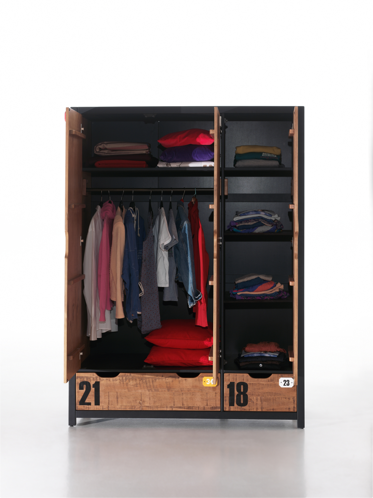 Kleiderschrank ALEX - teilmassiv - 145 cm
