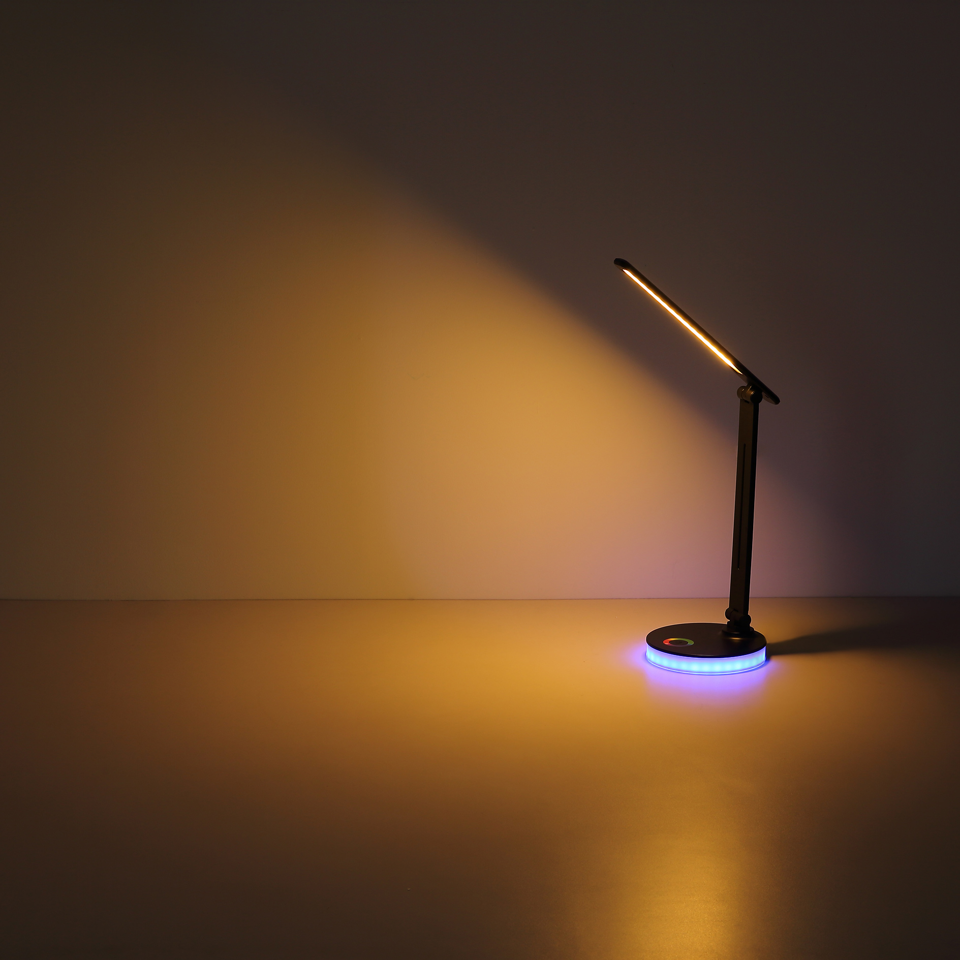 LED-Schreibtischleuchte - schwarz - dimmbar