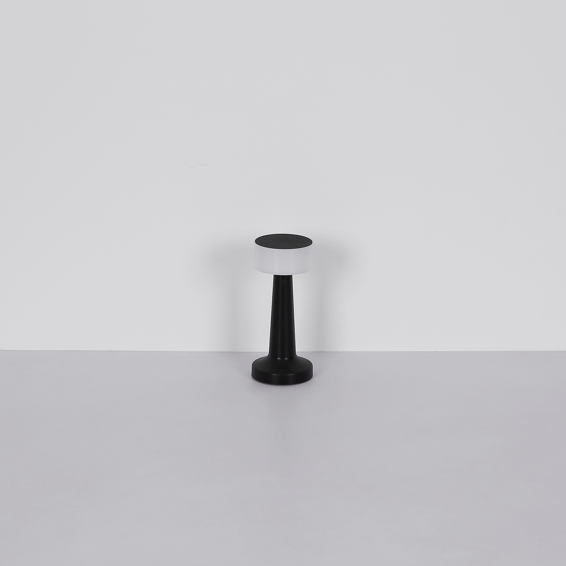 LED-Touch-Tischleuchte - schwarz-weiß - dimmbar