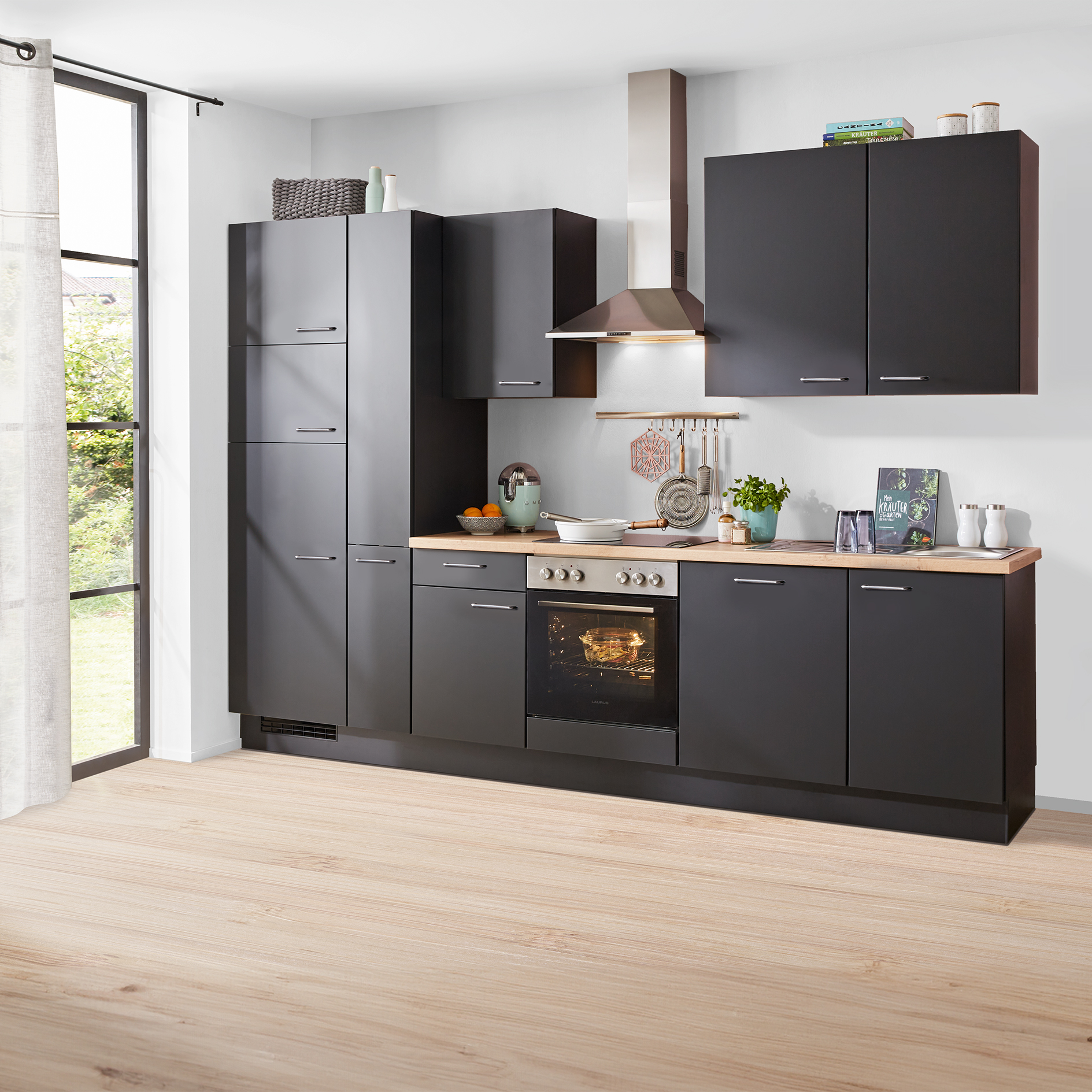 nobilia Küchenblock SENSO - Lack schwarz Premium matt - Kühlschrank links - 310 cm
