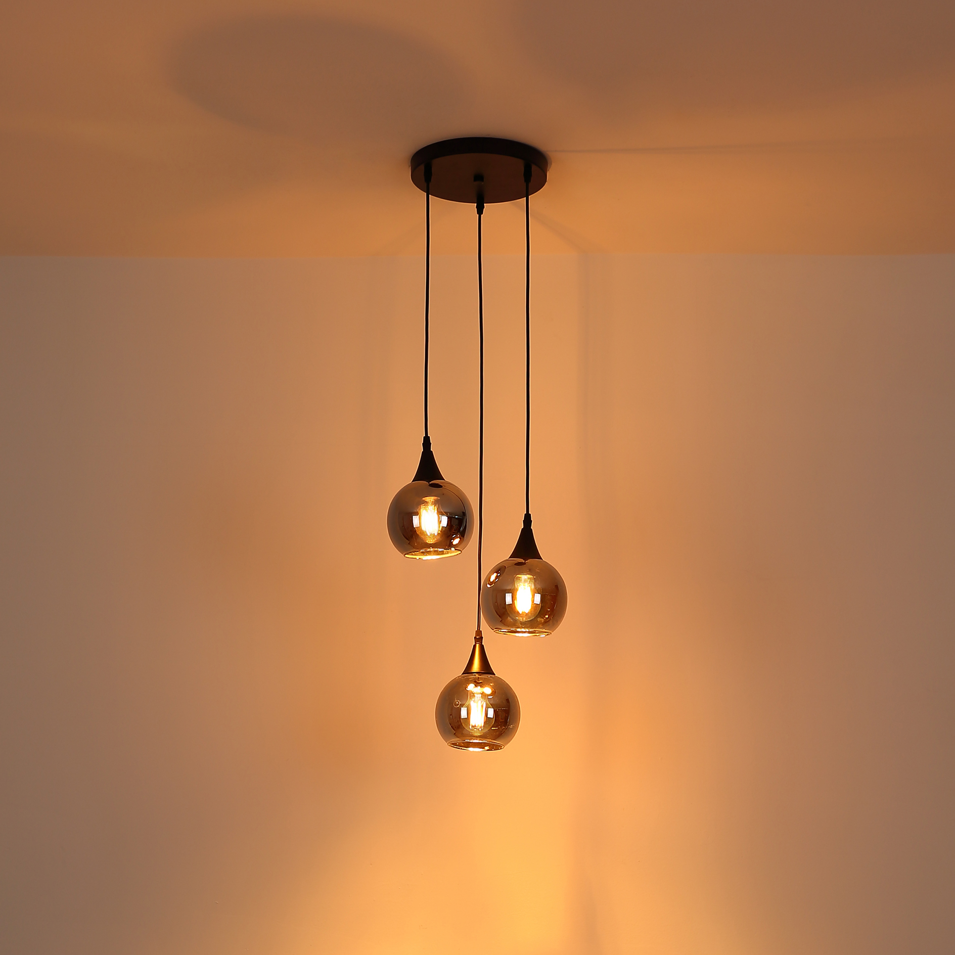 Pendelleuchte - schwarz - 3-flammig - Ø 35 cm