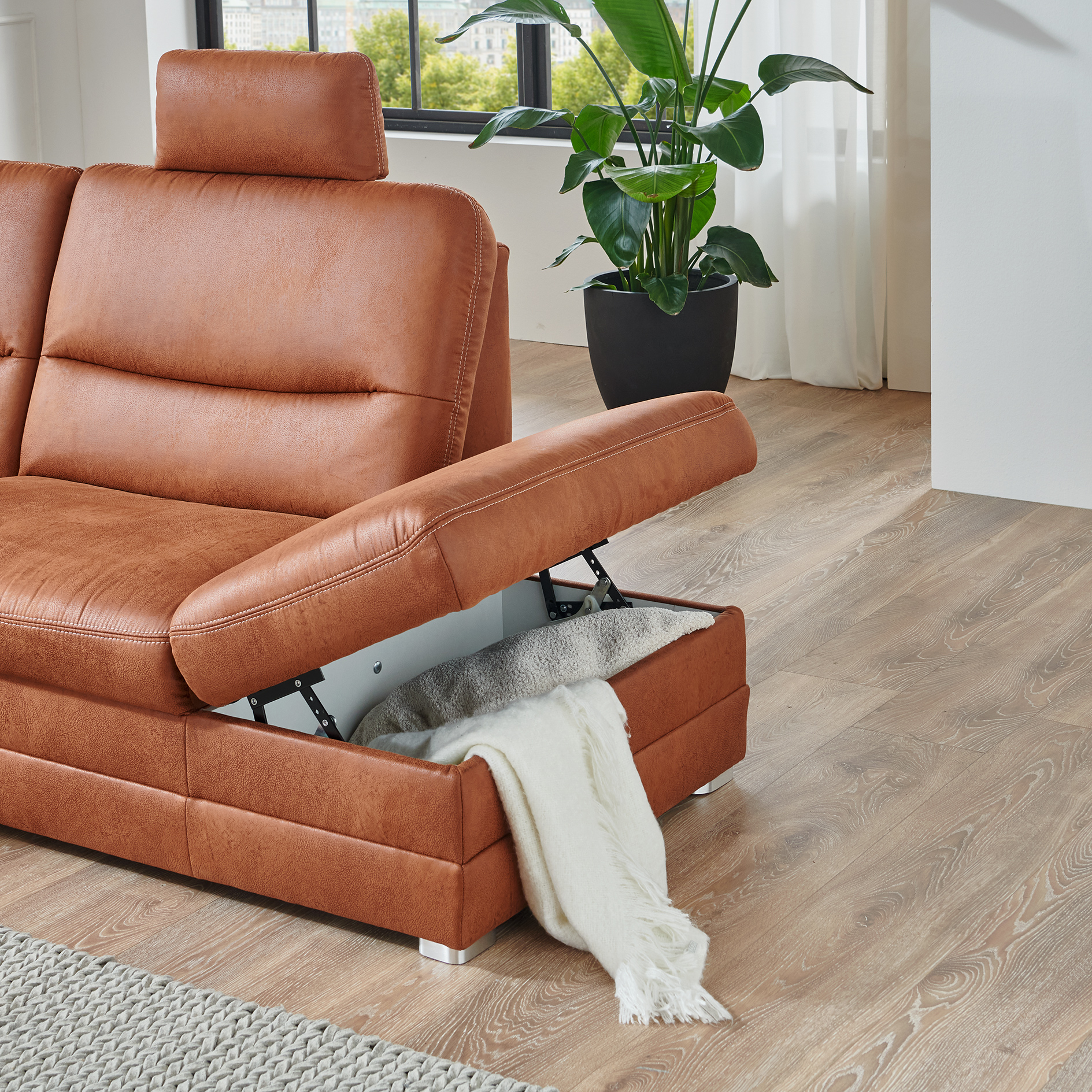 polsterpower Ecksofa - braun - Liegefunktion und Staukasten - Anstellhocker rechts