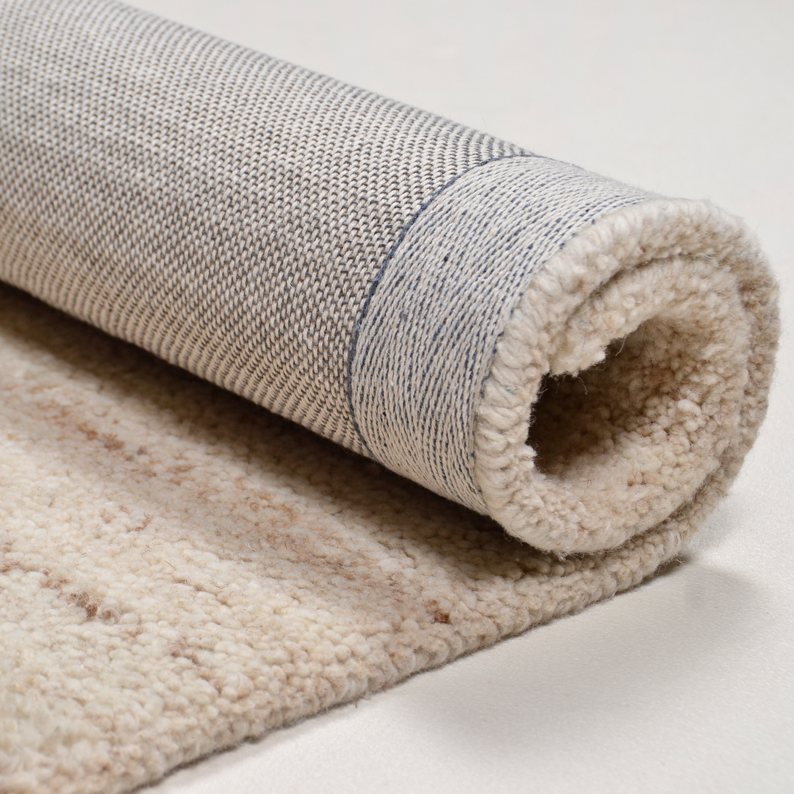 Teppich ROYAL BERBER - beige - handgetuftet - 140x200 cm