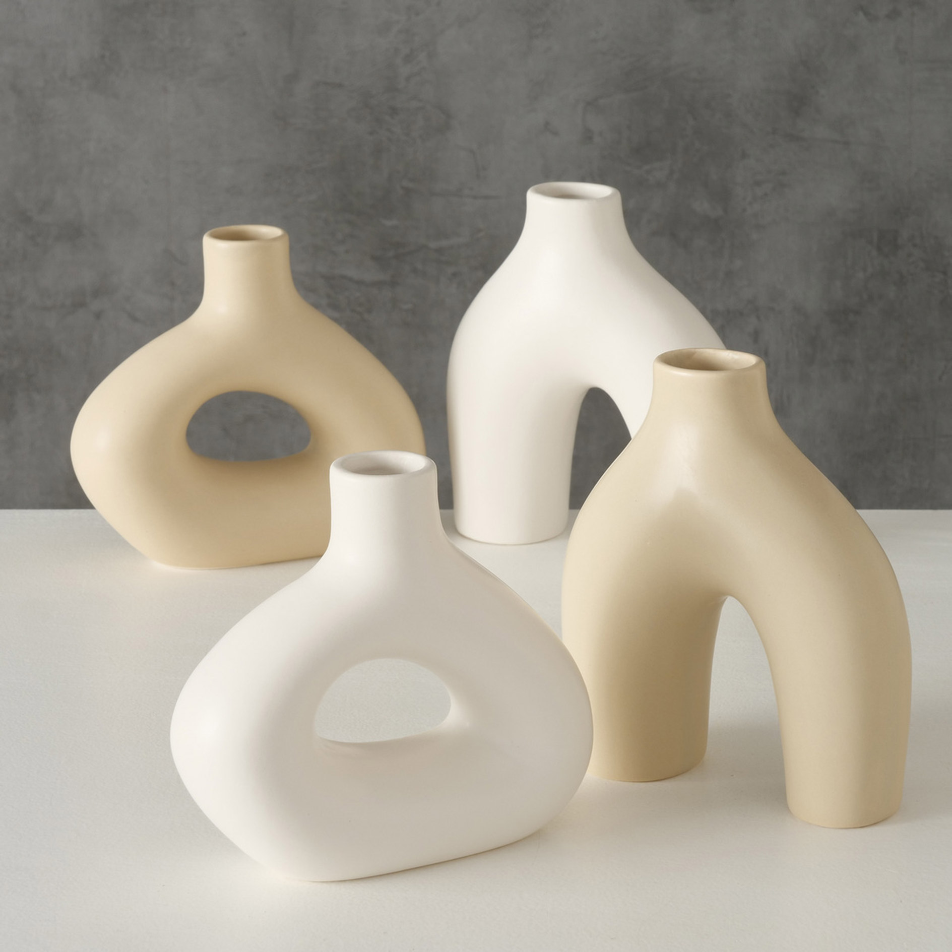 Vase - beige oder weiß - sortiert - 18 cm 