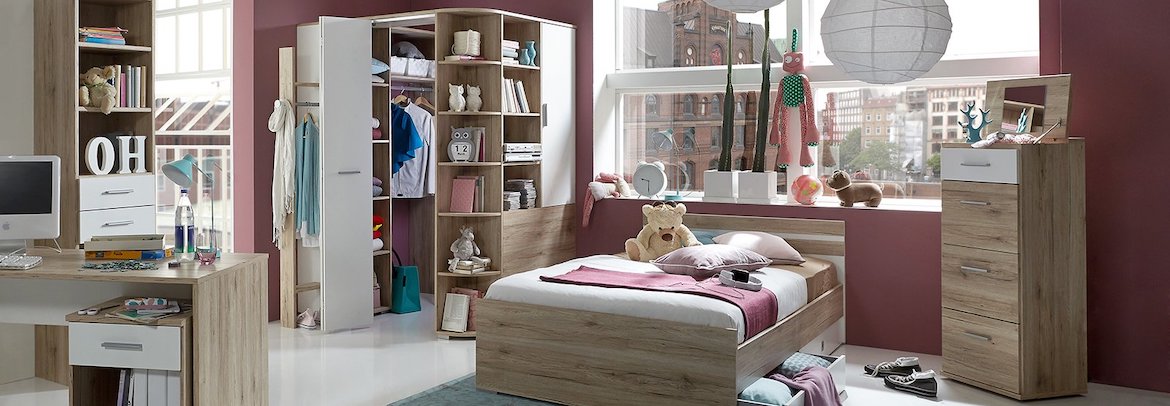 Begehbarer Eckkleiderschrank